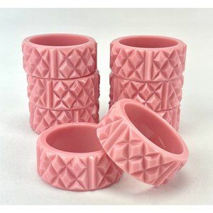 Vintage plastic napkin rings, 80s napkin holders, vintage pink napkin rings